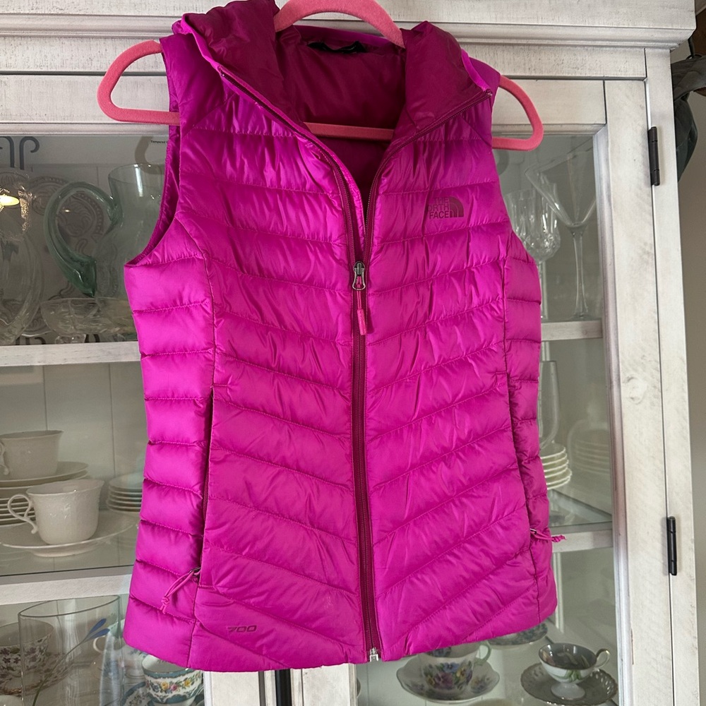 The North Face Women’s Pink Puffer Vest size Large- fits like a SMALL